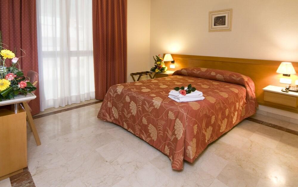 Hotel Central Caravaca Caravaca De La Cruz Zewnętrze zdjęcie